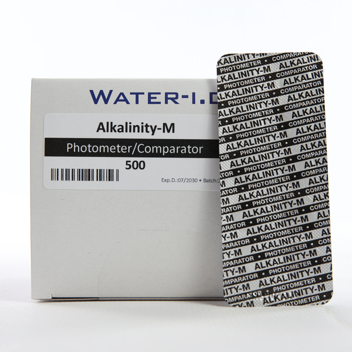 Alkalinity-M — 500 таб — велику упаковку реагенту показано спереду на білому фоні