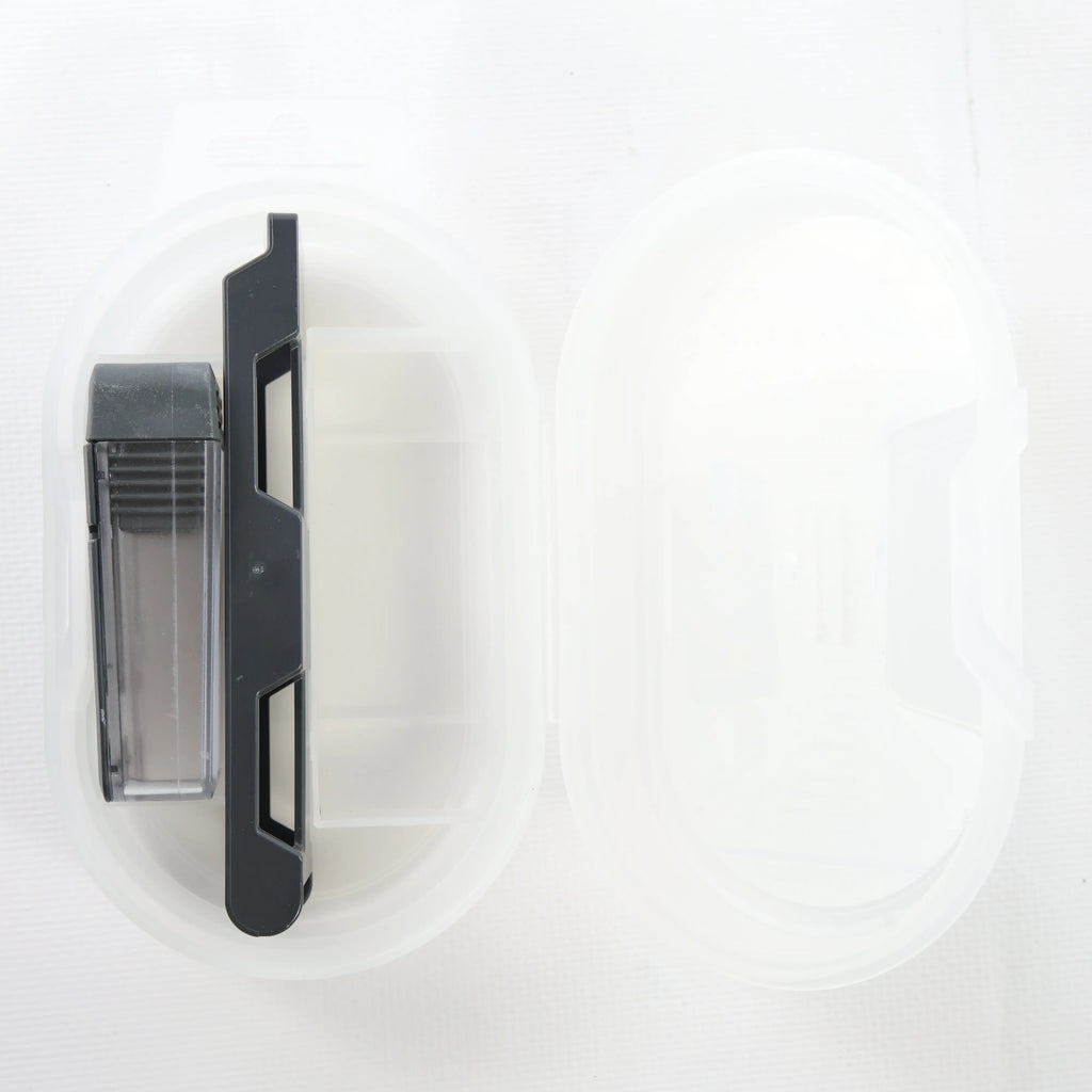 Тестер FlexiTester Kit — відкритий корпус тестера показано зверху